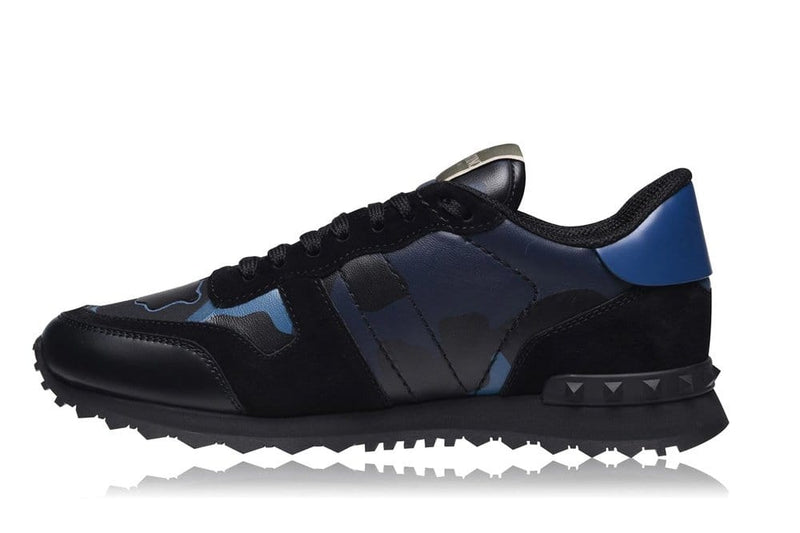 Ansvarlige person fly Opgive Valentino Garavani Rockrunner Bluette Black Camo Sneakers – AyZed Clothing